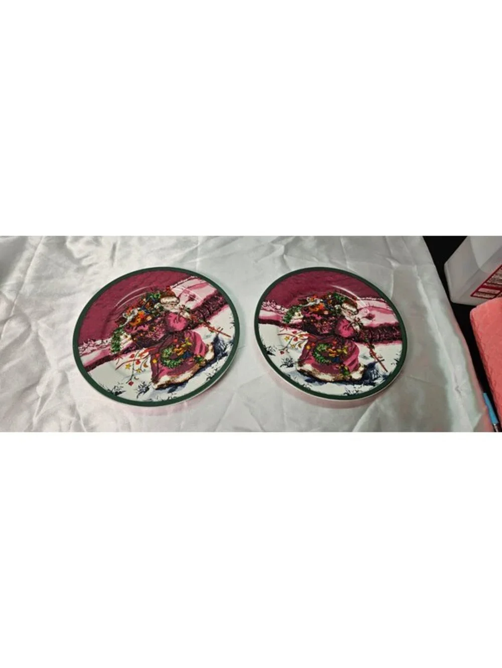 Royal Norfolk Decorative Christmas Santa Plate | Vintage Winter Wall Décor